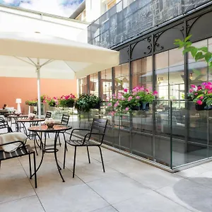 3* Hotel Leonardo Boutique Old Town
